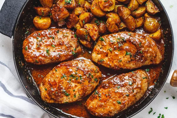 Honey Mustard Pork Chops and Potato Skillet #pork #meat #dinner #recipe #food