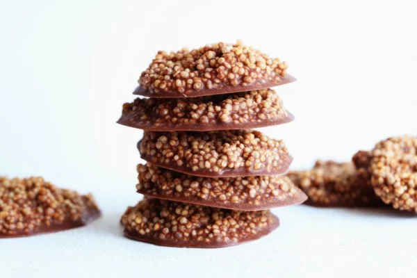 Chocolate Quinoa Crisps #quinoa #healthy #dinner #recipe
