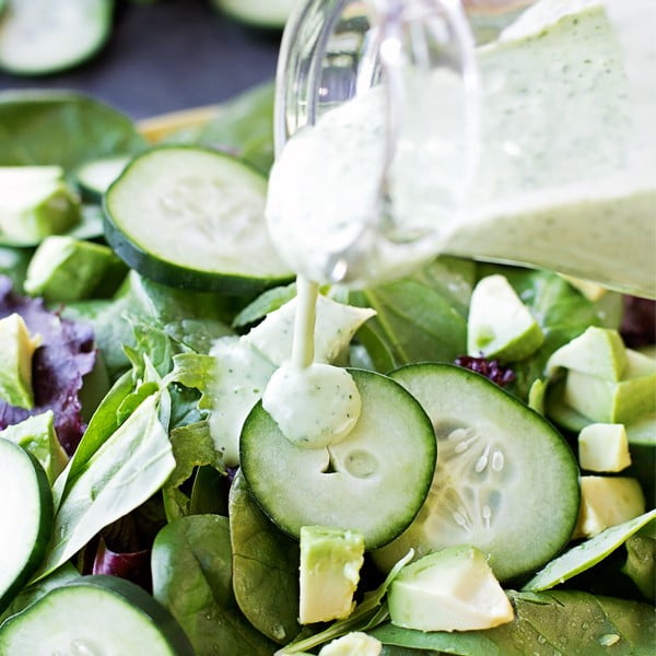 Healthy Greek Yogurt Green Goddess Dressing #recipe #salad #saladdressing #dinner #lunch