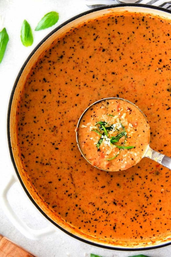 BEST EVER Creamy Tomato Basil Soup with Parmesan (+ Video!) #soup #dinner #recipe