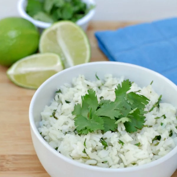 5 Ingredient Cilantro Lime Rice #5ingredient #recipe #food #dinner