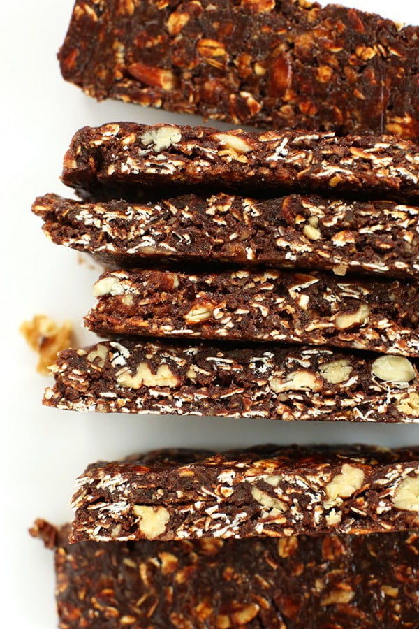 Healthy Chocolate Granola Bars #granolabars #snacks #healthy #food #recipe