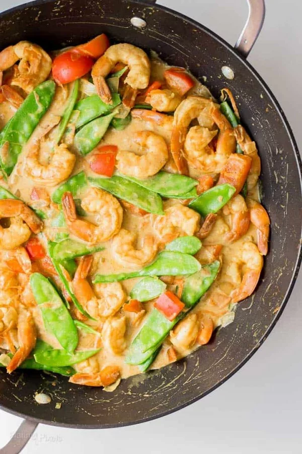 One Pot Coconut Curry Shrimp #healthy #onepot #dinner #food #recipe