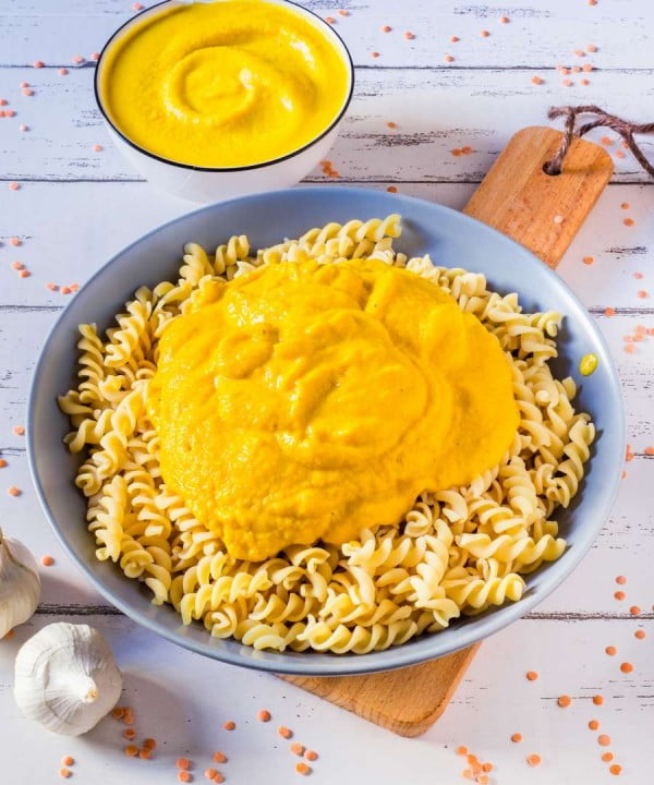 High-Protein Vegan Mac and Cheese #lunch #highprotein #healthy #recipe