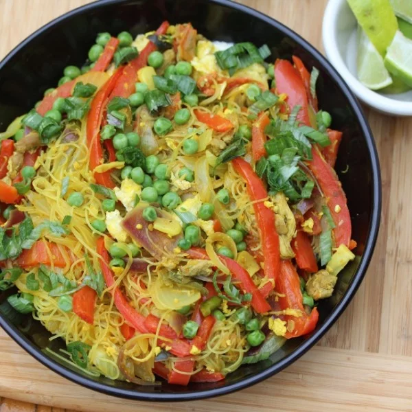 Singapore Curry Noodles -Instant Pot #instantpot #pressurecooker #noodles #dinner #recipe