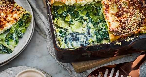 Kale, ricotta and leek lasagne #lasagna #dinner #food #recipe