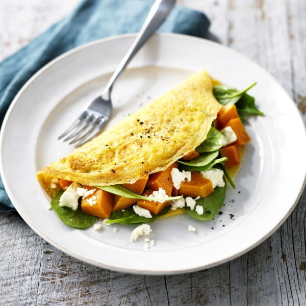 Sweet potato, feta and spinach omelette #omelette #breakfast #eggs #recipe