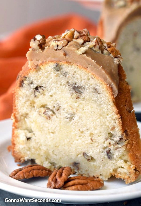 Easy Bourbon Pecan Pound Cake With Caramel Glaze #poundcake #cake #recipe #dessert