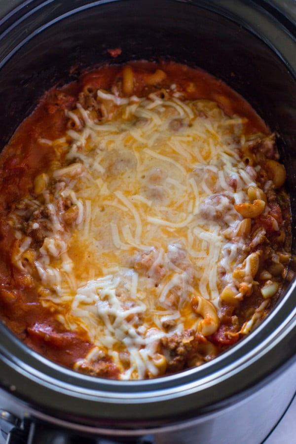 slow cooker ground beef and cheese pasta #slowcooker #crockpot #pasta #recipe #dinner #food