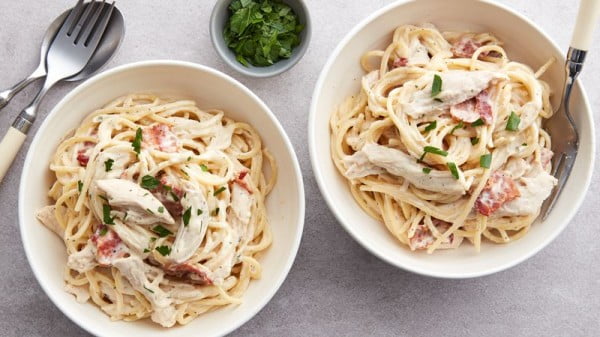 Slow-Cooker Bacon-Ranch Chicken and Pasta #slowcooker #crockpot #pasta #recipe #dinner #food