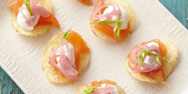 Smoked Salmon Bites #smallbites #partyfood #snack #recipe