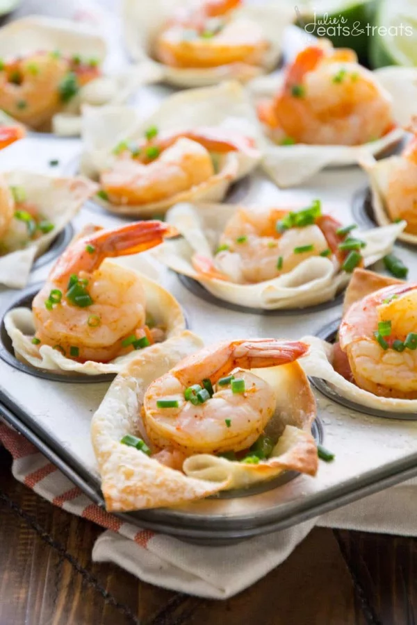 Light Tex Mex Shrimp Wonton Cups #smallbites #partyfood #snack #recipe