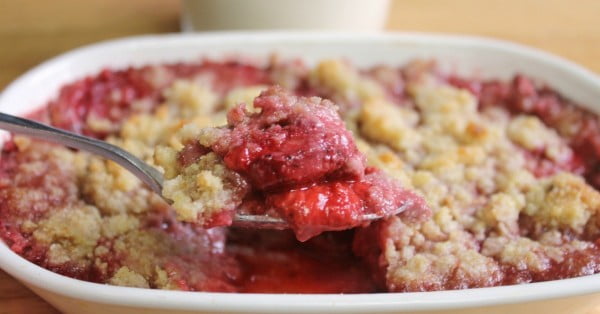 Strawberry Crumble #strawberry #dessert #berries #food #recipe