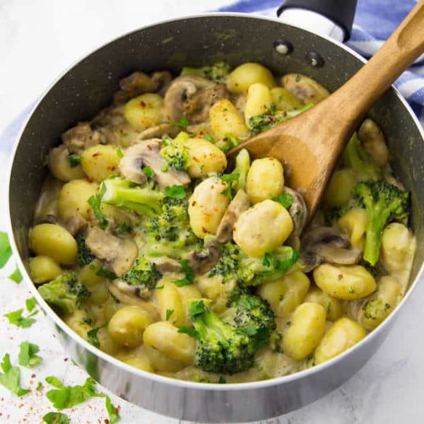 Mushroom Gnocchi with Broccoli #vegan #dinner #recipe #healthy #food