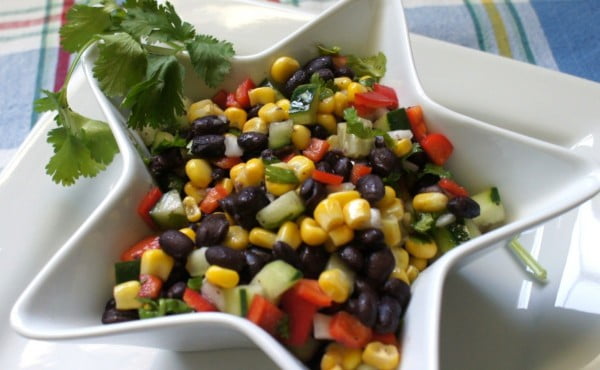 Classic Corn and Black Bean Salad #beans #dinner #recipe