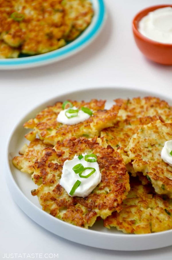 Healthy Cauliflower Fritters #fritters #recipe #dinner