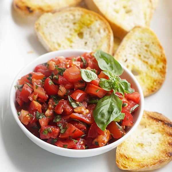 How to Make Authentic Tomato Bruschetta #italian #dinner #recipe