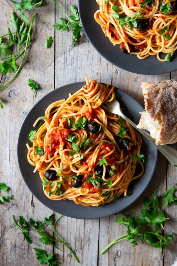 Spaghetti with Puttanesca Sauce #italian #dinner #recipe