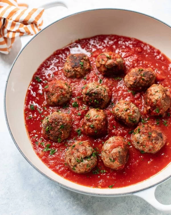 Classic Italian Meatballs #italian #dinner #recipe