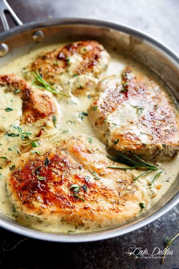 Quick & Easy Creamy Herb Chicken #recipe #chicken #quick #easy #dinner