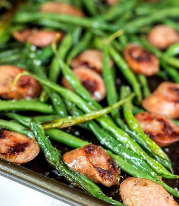Sheet Pan Green Beans and Sausage Dinner #sausage #dinner #recipe