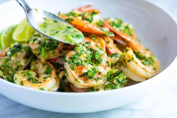 Garlic Butter Shrimp Recipe with Cilantro and Lime #shrimp #recipe #dinner #lunch #snack