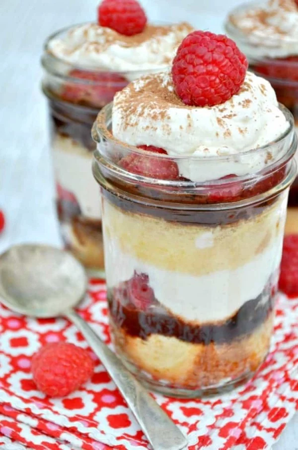 Easy Chocolate Raspberry Tiramisu #tiramisu #recipe #dessert