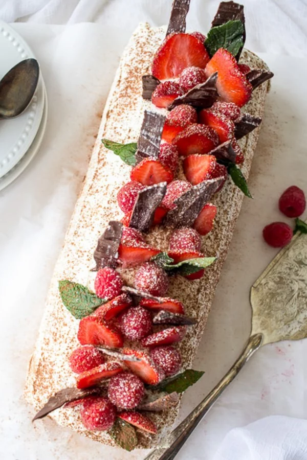 Tiramisu and Berries Cake Roll Recipe #tiramisu #recipe #dessert