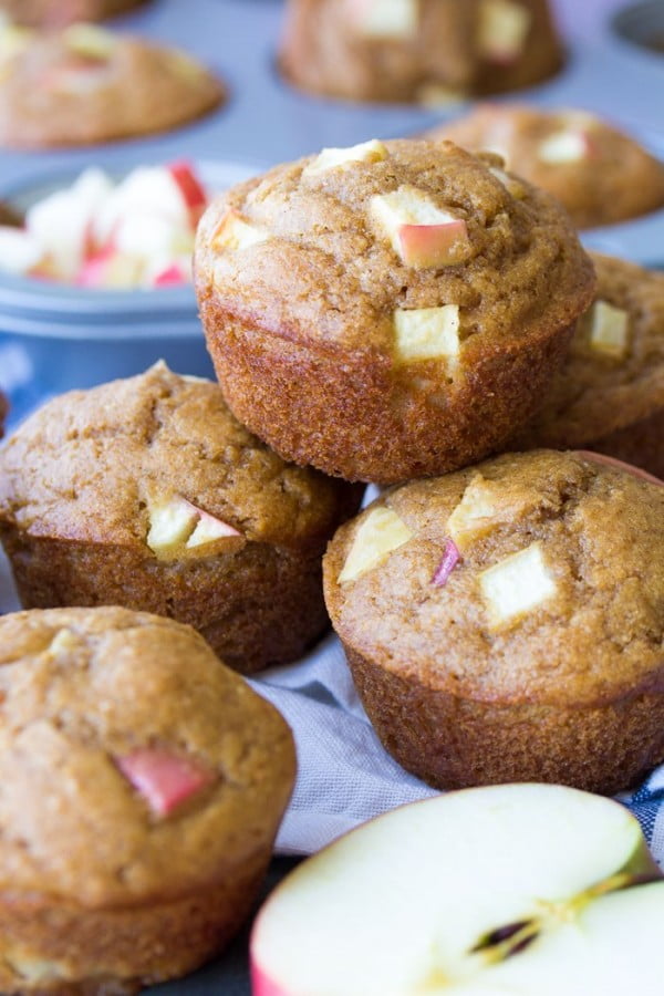 Healthy Apple Muffins (One Bowl Recipe) #apple #recipe #dessert #snack