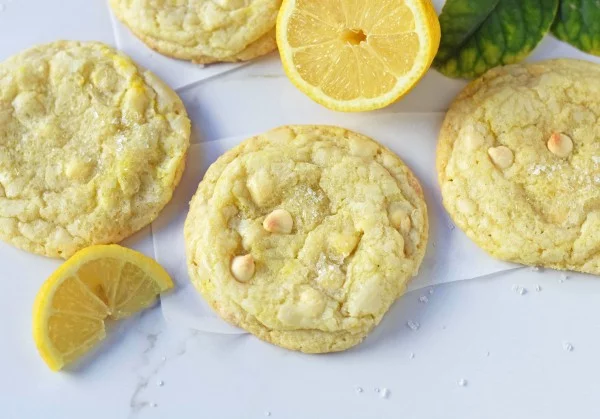 Lemon White Chocolate Chip Cookies #lemon #dessert #recipe