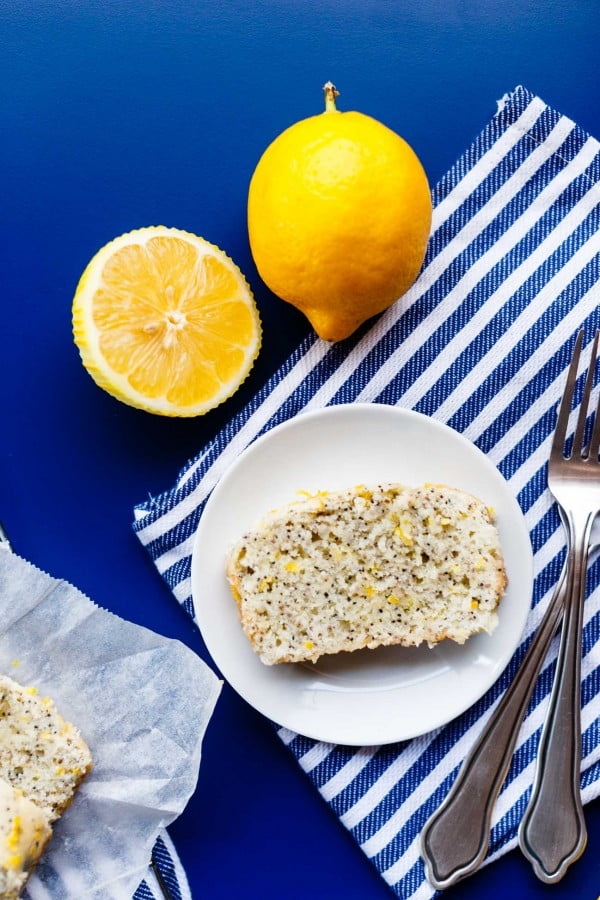 Vegan Lemon Poppy Seed Cake » I LOVE VEGAN #lemon #dessert #recipe
