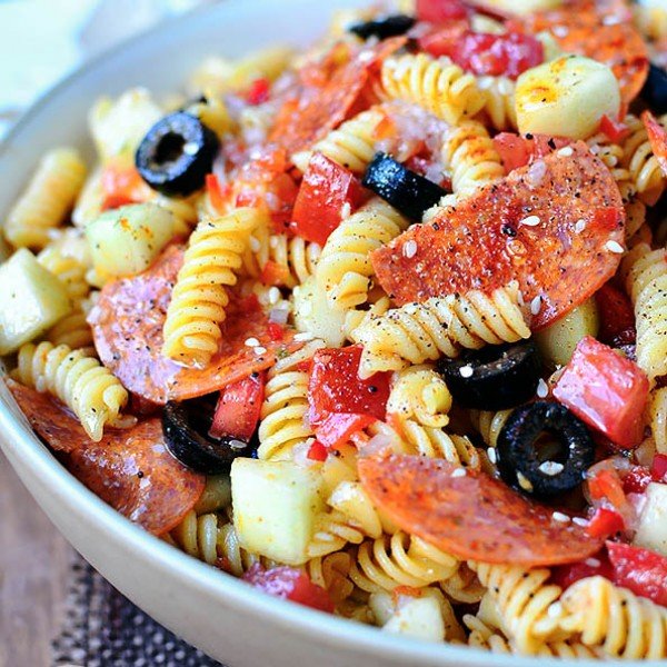 The BEST Pasta Salad (Video) #pasta #salad #recipe #lunch #dinner
