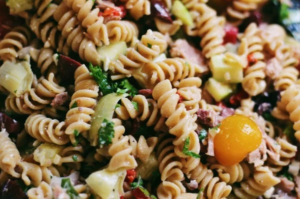 Mediterranean Tuna Pasta Salad #pasta #salad #recipe #lunch #dinner