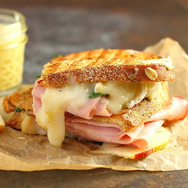 Ham, Brie, Apple and Spinach Panini with Homemade Honey Mustard #picnic #sandwich #recipe #snack